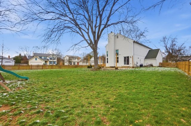 3917 Man O War Court, Columbus, OH 43221