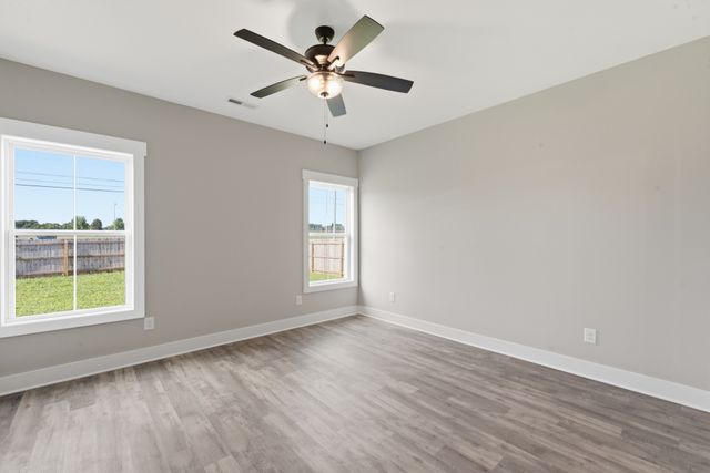 111 Burley Way, Portland, TN 37148
