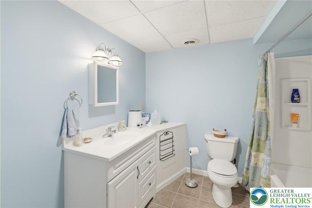 4095 Ross Road, Bethlehem Twp, PA 18020