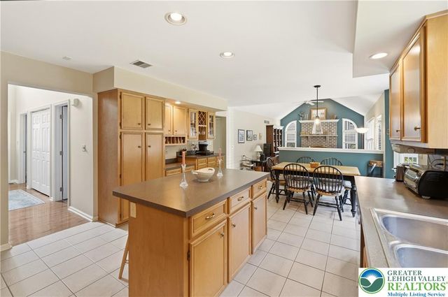 4095 Ross Road, Bethlehem Twp, PA 18020