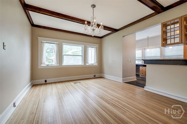 215 E 45th Street, Savannah, GA 31405