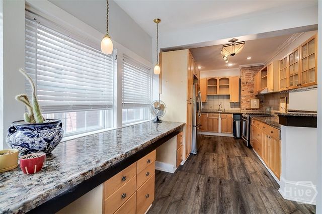 215 E 45th Street, Savannah, GA 31405