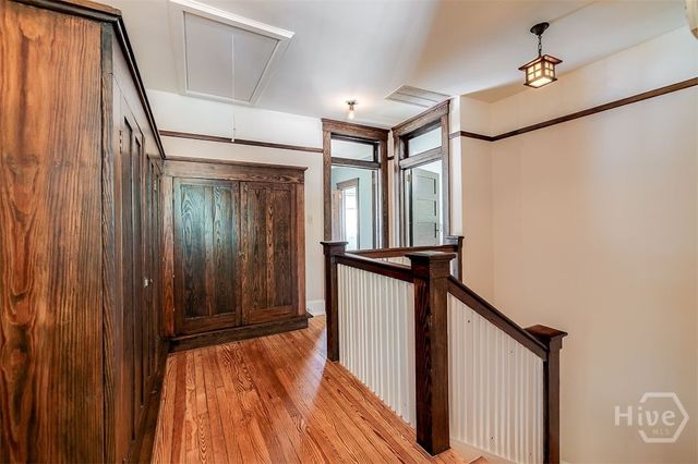 215 E 45th Street, Savannah, GA 31405