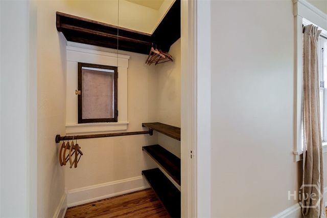 215 E 45th Street, Savannah, GA 31405