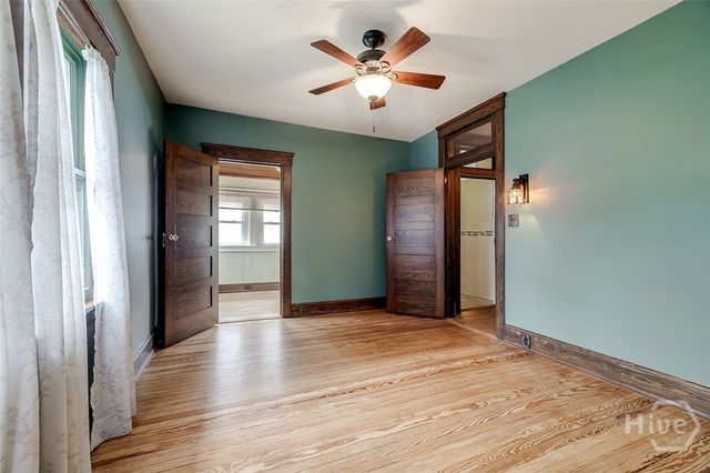 215 E 45th Street, Savannah, GA 31405