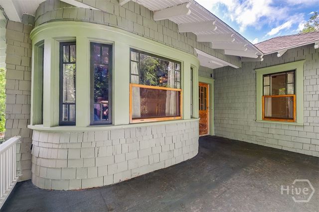 215 E 45th Street, Savannah, GA 31405