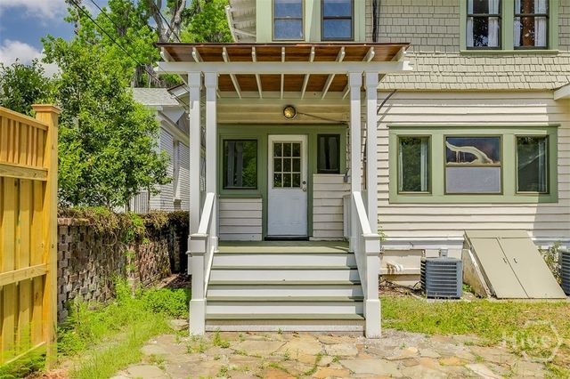 215 E 45th Street, Savannah, GA 31405