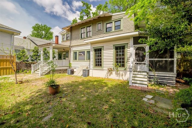 215 E 45th Street, Savannah, GA 31405