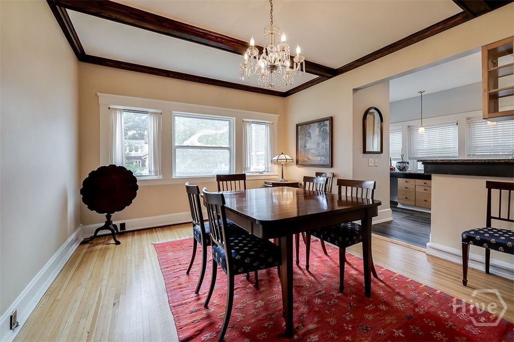 Image 19 of property listing at 215 E 45th Street, Savannah, GA 31405