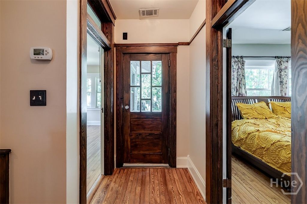 Image 47 of property listing at 215 E 45th Street, Savannah, GA 31405