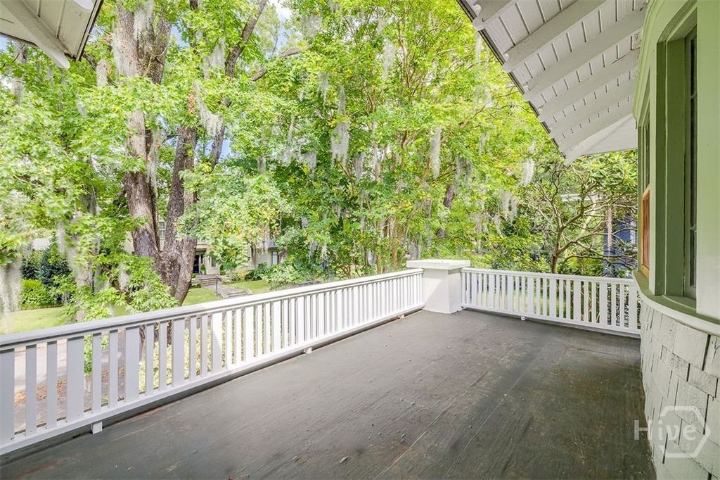 Image 48 of property listing at 215 E 45th Street, Savannah, GA 31405