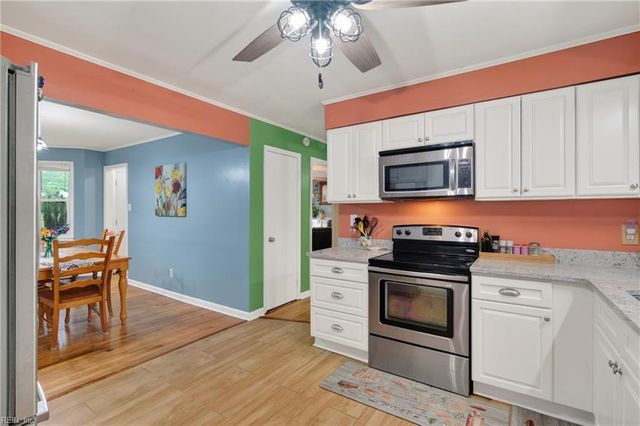 297 Richneck RD, Newport News, VA 23608