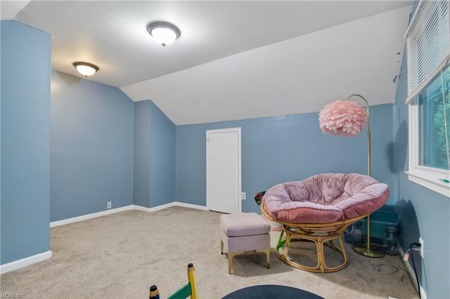 297 Richneck RD, Newport News, VA 23608
