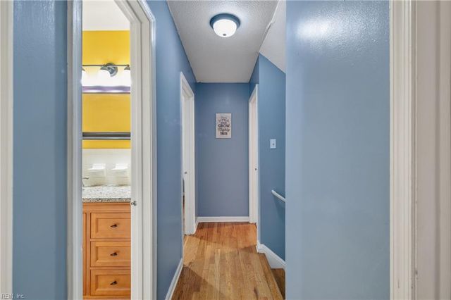 297 Richneck RD, Newport News, VA 23608