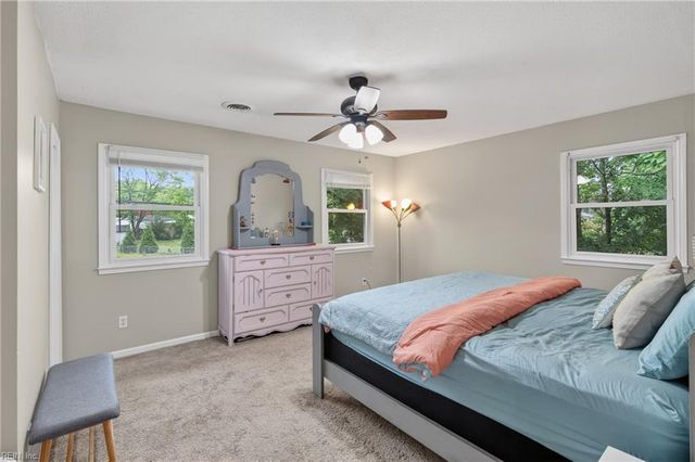 297 Richneck RD, Newport News, VA 23608