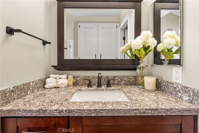 21156 River Glen, Lake Forest, CA 92630
