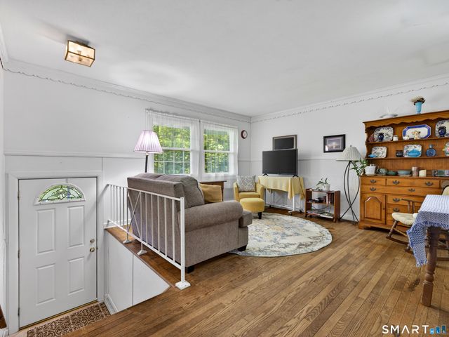 662 Groton Long Point Road, Groton, CT 06340