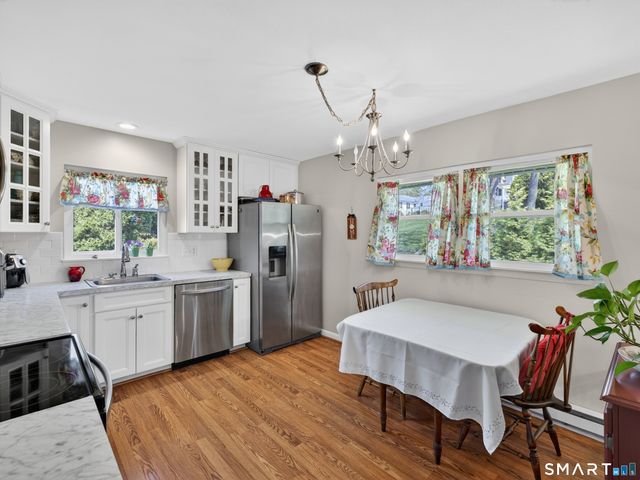 662 Groton Long Point Road, Groton, CT 06340