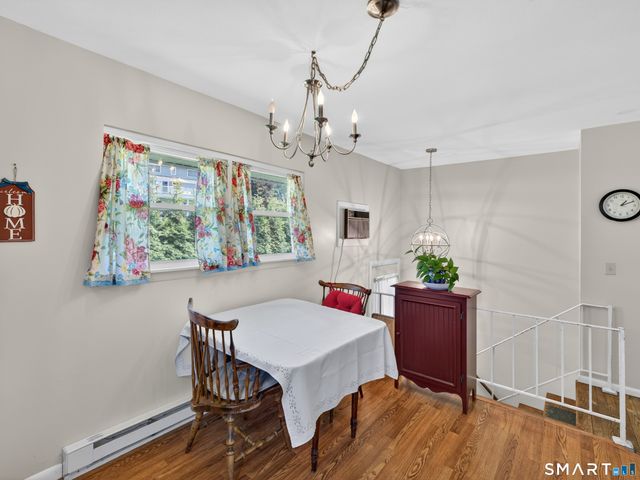 662 Groton Long Point Road, Groton, CT 06340