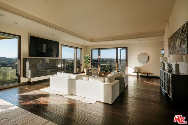 25155 Piuma Road, Malibu, CA 90265
