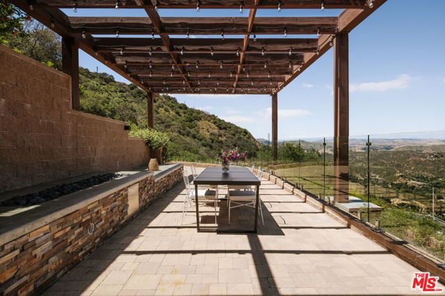 25155 Piuma Road, Malibu, CA 90265