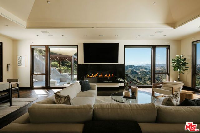 25155 Piuma Road, Malibu, CA 90265
