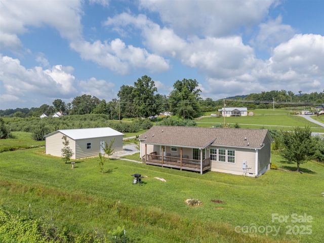 1878 Old Clear Creek Road, Hendersonville, NC 28792