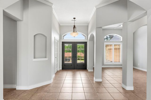 167 April Waters Drive W, Conroe, TX 77356