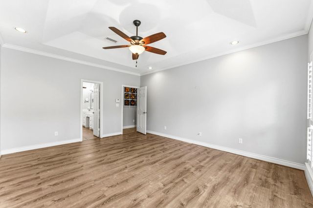 167 April Waters Drive W, Conroe, TX 77356