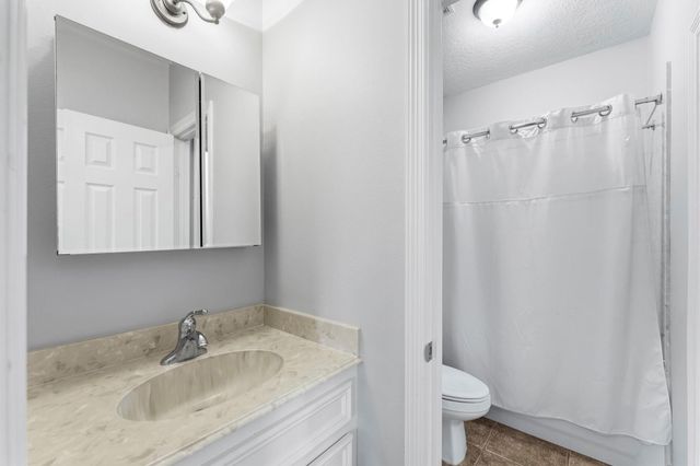 167 April Waters Drive W, Conroe, TX 77356
