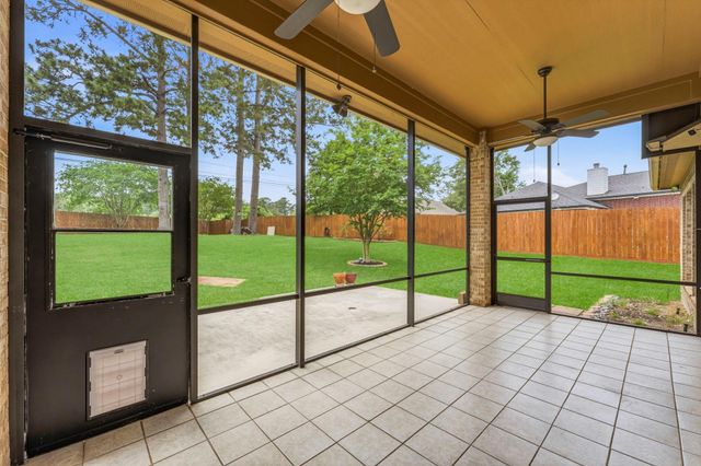 167 April Waters Drive W, Conroe, TX 77356