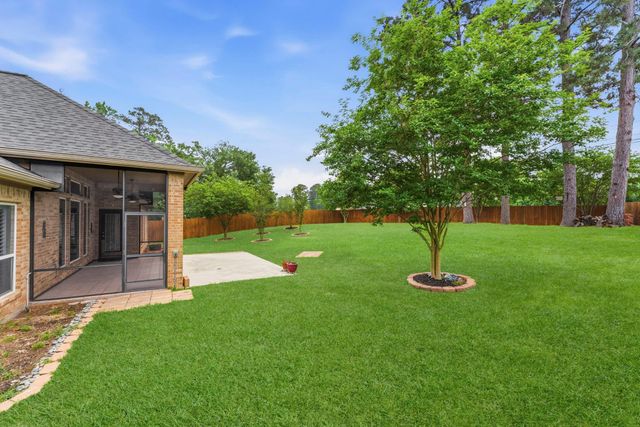 167 April Waters Drive W, Conroe, TX 77356