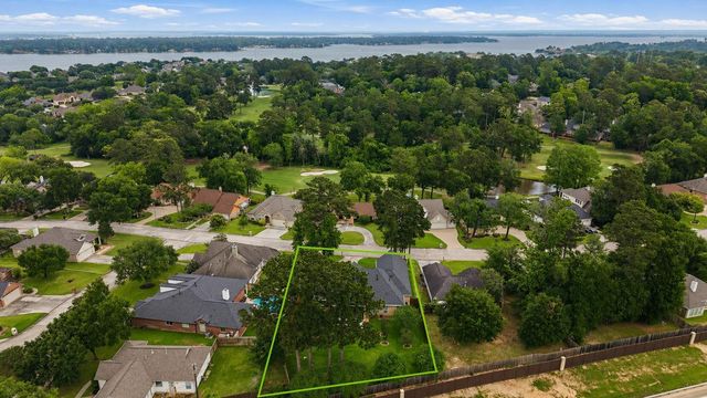 167 April Waters Drive W, Conroe, TX 77356