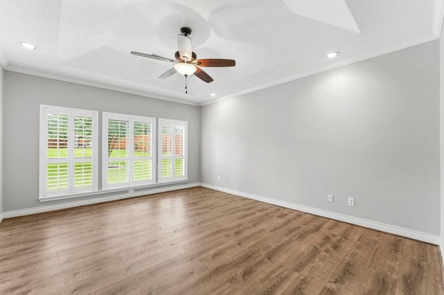 167 April Waters Drive W, Conroe, TX 77356