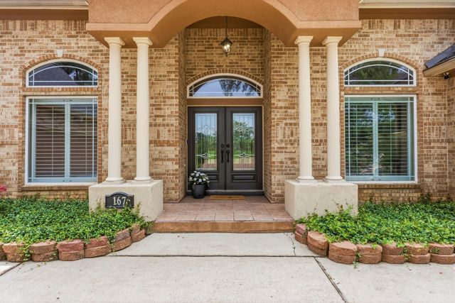 167 April Waters Drive W, Conroe, TX 77356