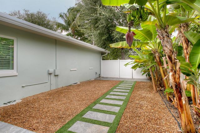 322 NW 16th Street, Delray Beach, FL 33444