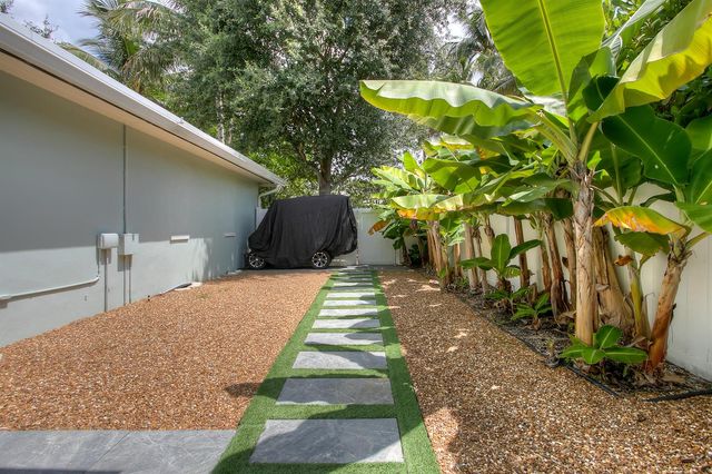 322 NW 16th Street, Delray Beach, FL 33444