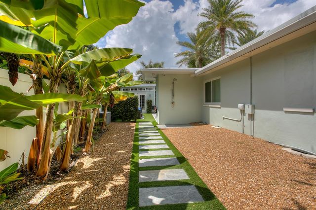322 NW 16th Street, Delray Beach, FL 33444