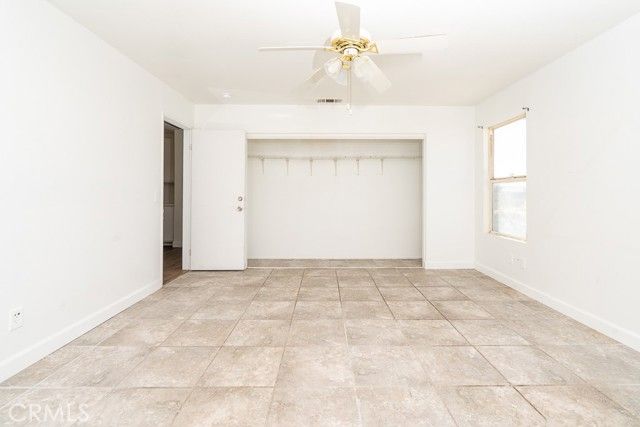 11477 Palisades Ct, Adelanto, CA 92301