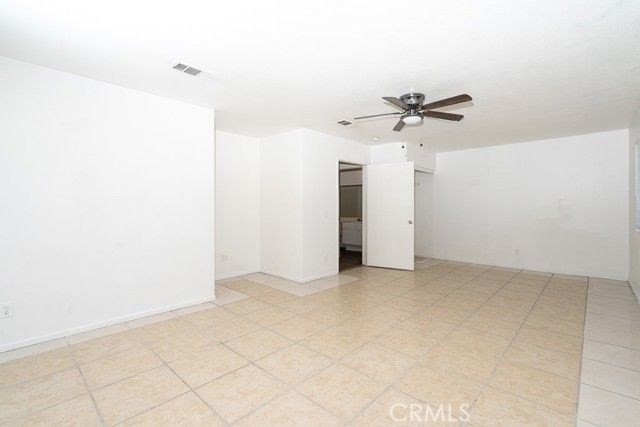 11477 Palisades Ct, Adelanto, CA 92301