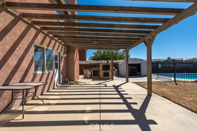 11477 Palisades Ct, Adelanto, CA 92301