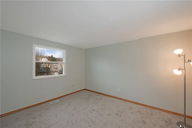 8476 Coventry Drive, Mccandless, PA 15101