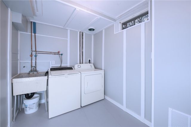 8476 Coventry Drive, Mccandless, PA 15101