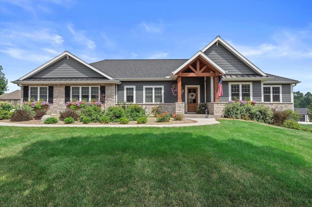 W126N11812 Forest Hill ROAD, Germantown, WI 53022
