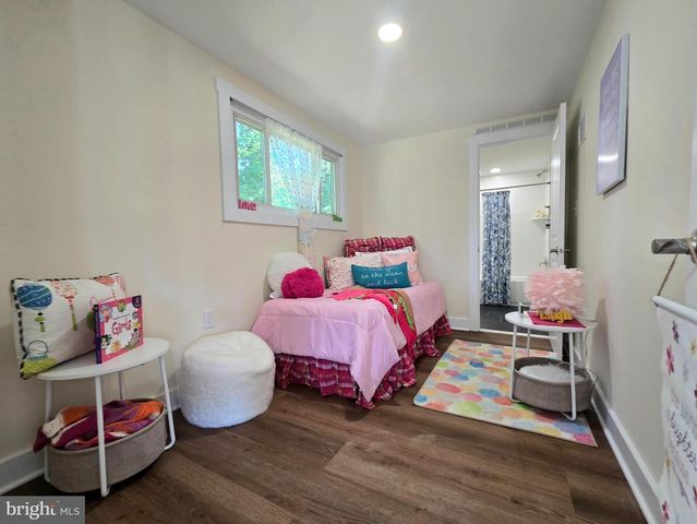 261 ARUNDEL RD, Pasadena, MD 21122