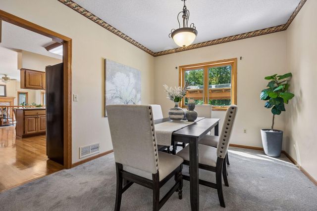 3925 Urbandale Lane N, Plymouth, MN 55446