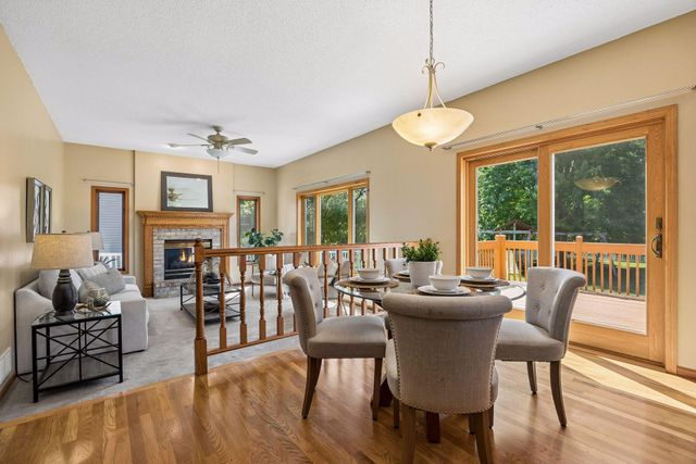 3925 Urbandale Lane N, Plymouth, MN 55446