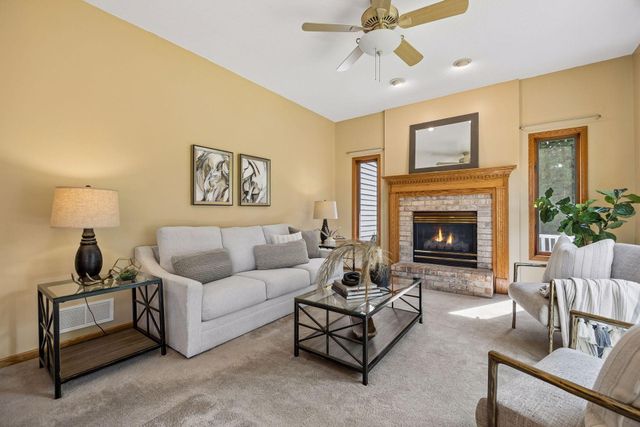 3925 Urbandale Lane N, Plymouth, MN 55446
