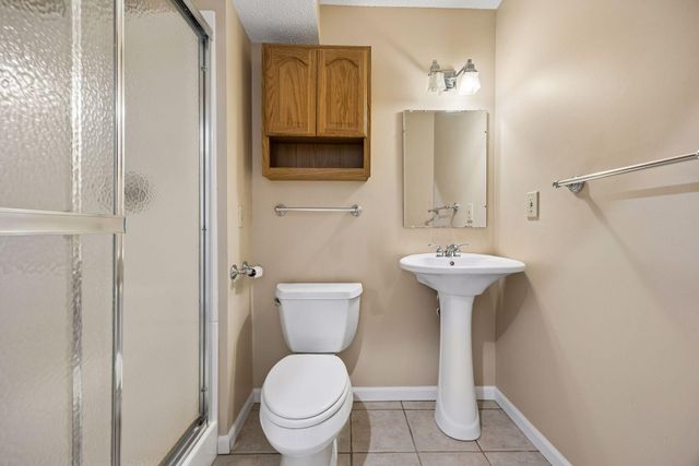 3925 Urbandale Lane N, Plymouth, MN 55446
