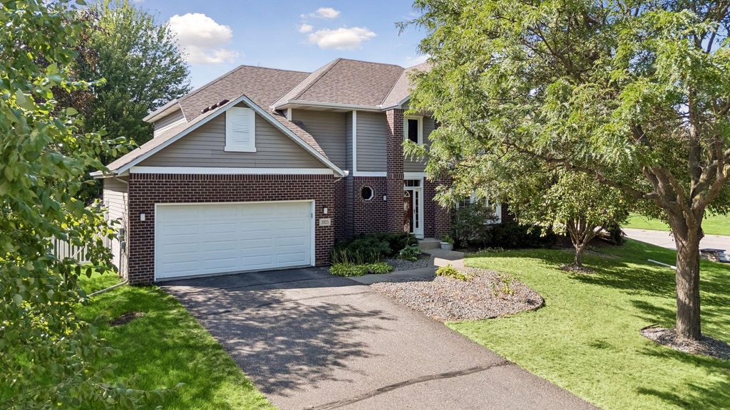 3925 Urbandale Lane N, Plymouth, MN 55446 — photo 2